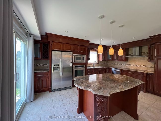 17 Caldbeck Ave, House other with 5 bedrooms, 4 bathrooms and 2 parking in Markham ON | Image 13