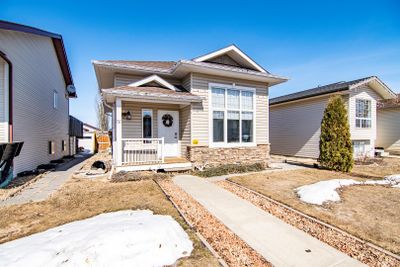 81 Ireland Cres, House detached with 3 bedrooms, 2 bathrooms and 2 parking in Red Deer AB | Image 1