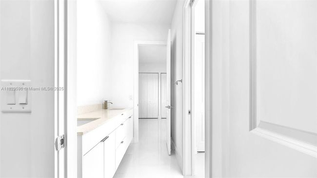15455 Sw 232 Nd St, House other with 5 bedrooms, 4 bathrooms and null parking in Miami FL | Image 40