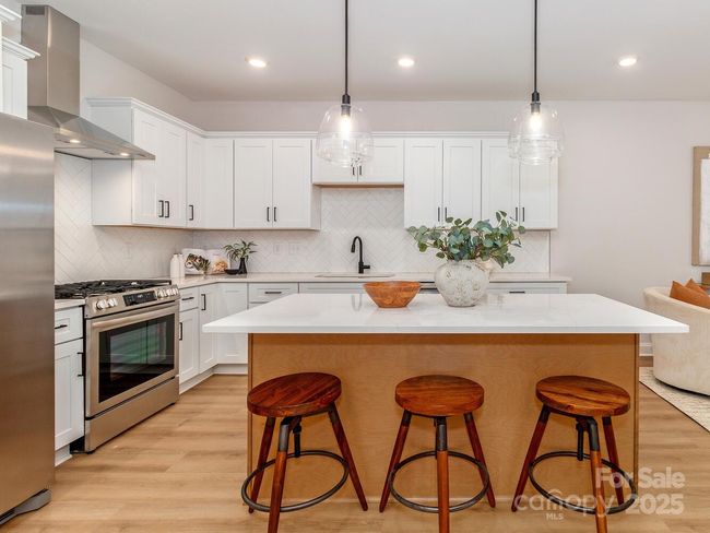 2507 Elon St, Townhouse with 3 bedrooms, 3 bathrooms and null parking in Charlotte NC | Image 6