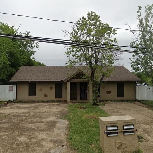 4248 Fairlane Ave, Fort Worth, TX, 76119-4002 | Card Image