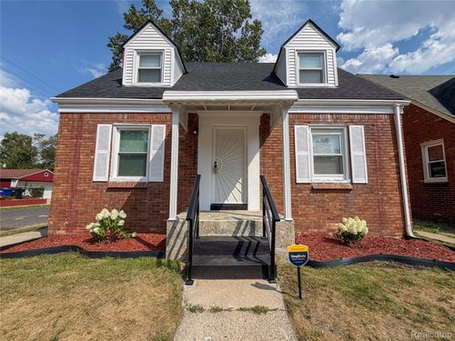 17216 Appoline St, Detroit, MI, 48235-1401 | Card Image