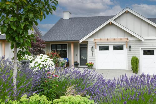 105-4098 Buckstone Rd, Courtenay, BC, V9N0H2 | Card Image