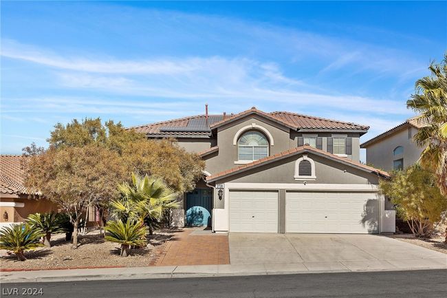 2738 Carolina Blue Avenue, House other with 6 bedrooms, 3 bathrooms and null parking in Henderson NV | Image 2