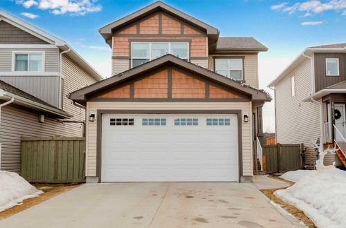 10137 84a Street, Grande Prairie, AB, T8X0S7 | Card Image