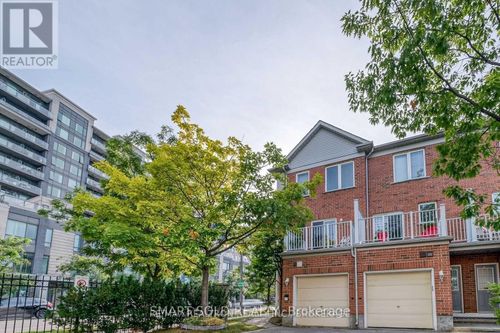 76E Leitchcroft Cres, Markham, ON, L3T7W1 | Card Image