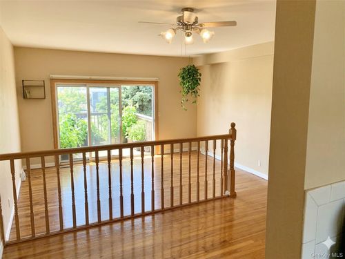 4216 Tremont Ave, Bronx, NY, 10465-3320 | Card Image