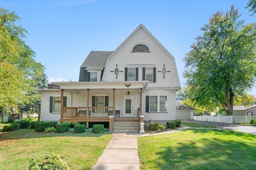 407 S Ottawa St, Earlville, IL, 60518-8084 | Card Image