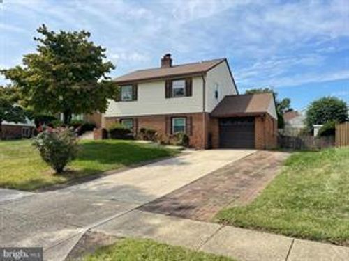 203 Dauntly St, UPPER MARLBORO, MD, 20774-1809 | Card Image