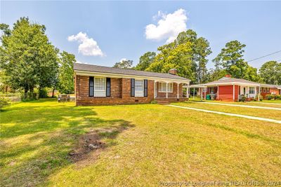 2005 Riverwood Avenue, House other with 3 bedrooms, 2 bathrooms and null parking in Lumberton NC | Image 3