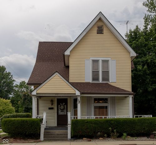 202 State St, Greenfield, IN, 46140-2116 | Card Image