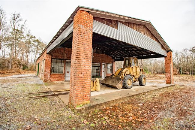 18304 James River Dr, Home with 0 bedrooms, 0 bathrooms and null parking in Disputanta VA | Image 4