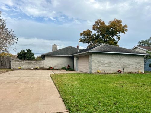 1708 Crestwood Ct, Texas City, TX, 77591-2223 | Card Image