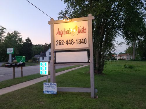 210 N Lake Ave, Twin Lakes, WI, 53181-9300 | Card Image