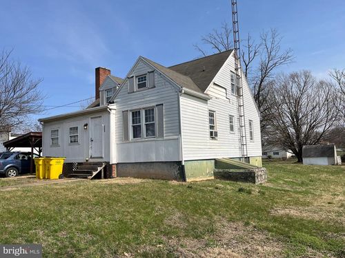 3089 Winchester Ave, MARTINSBURG, WV, 25405-2462 | Card Image