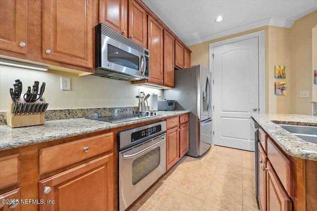 3CM Granite | Image 6