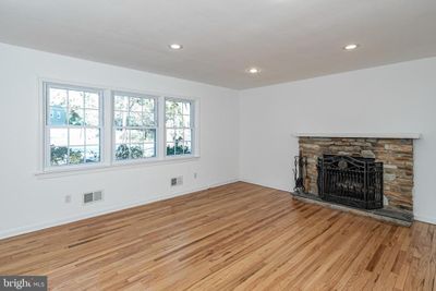 339 Hamilton Avenue, House other with 5 bedrooms, 2 bathrooms and null parking in Princeton NJ | Image 3