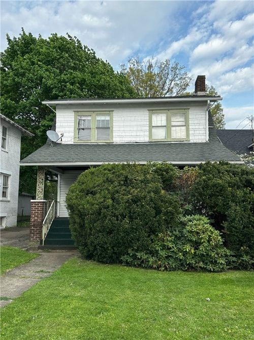 1104 Wilmington Ave, New Castle, PA, 16101-2153 | Card Image