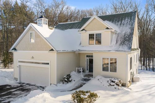 32 Tansy Ave, Stratham, NH, 03885-2288 | Card Image