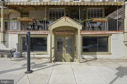 201 E State St, KENNETT SQUARE, PA, 19348-3111 | Card Image