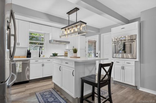 2nd-floor-36 14th St, Locust Valley, NY, 11560-1517 | Card Image
