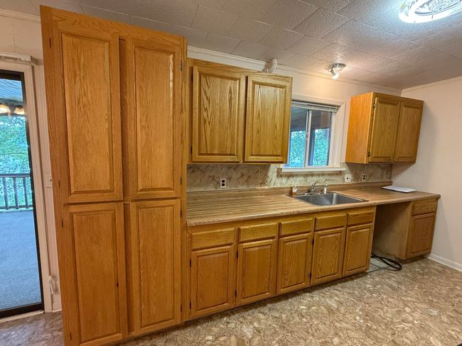 5696 Ridge (2) | Image 12