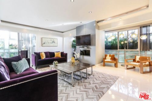 apt-1-370 S Elm Dr, Beverly Hills, CA, 90212-4681 | Card Image