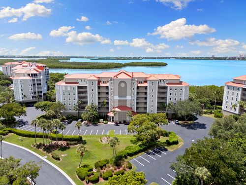 2-201 Vintage Bay Dr, MARCO ISLAND, FL, 34145 | Card Image