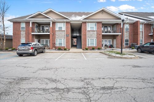 9402 Clubview Dr, Louisville, KY, 40291-4878 | Card Image