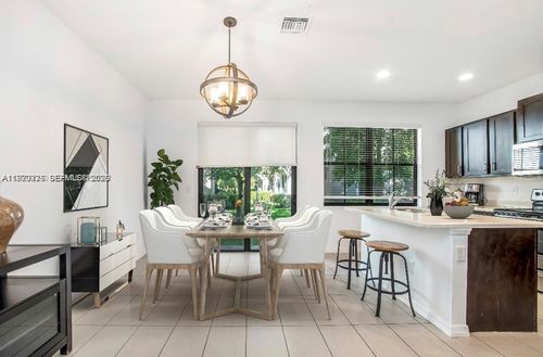 3327 Nw 10th Ave, Pompano Beach, FL, 33064-5198 | Card Image