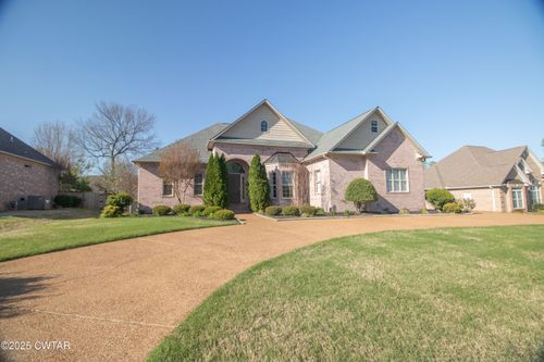 97 Wrights Mill Dr, Jackson, TN, 38305-8570 | Card Image