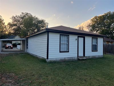 312 N Wood Street, House other with 4 bedrooms, 2 bathrooms and null parking in Cleburne TX | Image 3