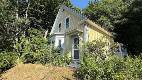 9 Old Main Street, Warner, NH, 03278 | Card Image