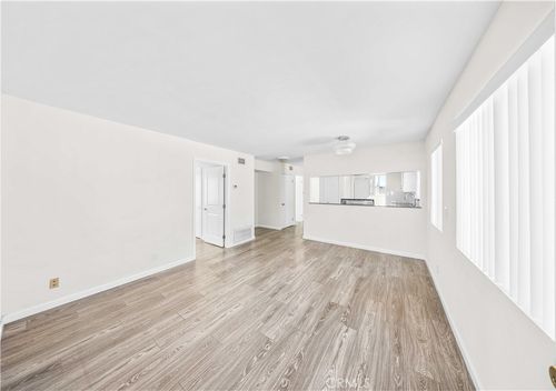 12-10225 Fernglen Ave, Tujunga, CA, 91042-2217 | Card Image