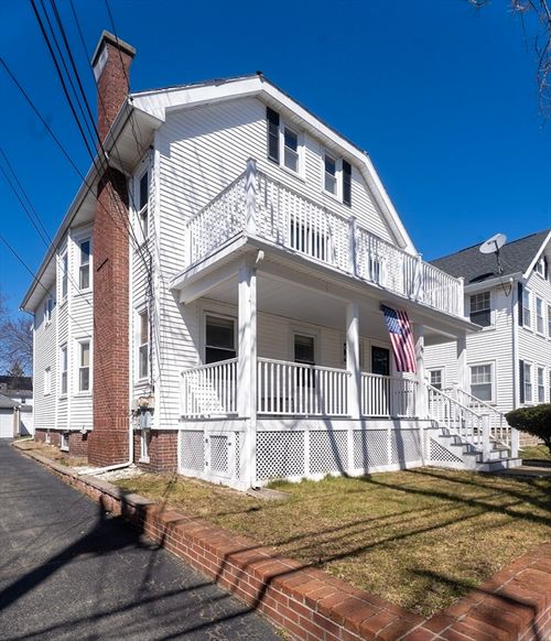98 Harlow St, Arlington, MA, 02474-6824 | Card Image