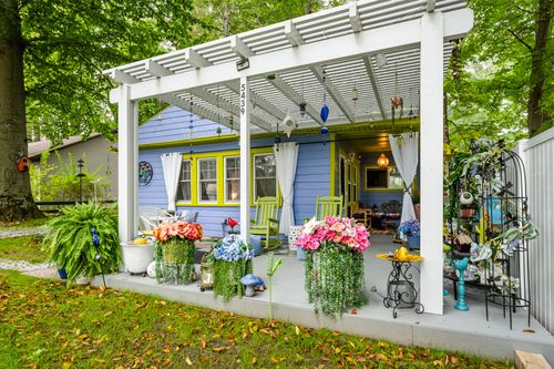 5439 Marquette Dr, Coloma, MI, 49038-9622 | Card Image