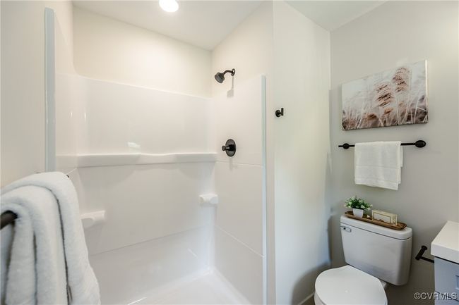 Primary Bath off Bedroom | Image 26