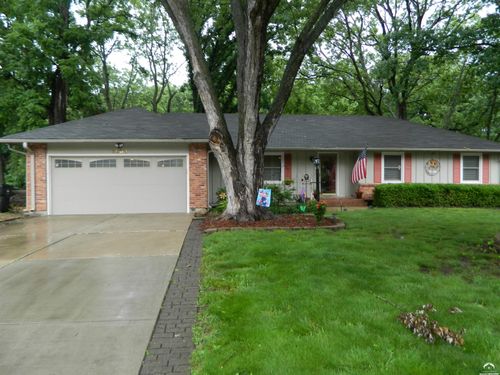 3202 Sw 33rd Ct, Topeka, KS, 66614-2606 | Card Image