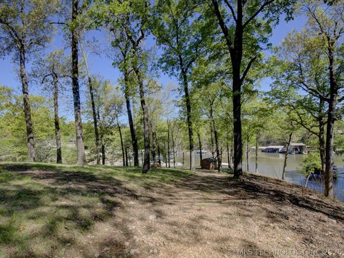 2 E 317th Road, Afton, OK, 74331 | Card Image