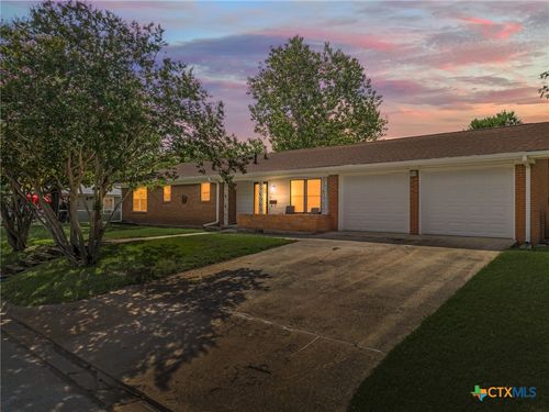 2610 Powell Dr, Gatesville, TX, 76528-1937 | Card Image