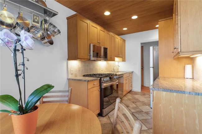 APT-4F - 143 Garth Rd, Home with 1 bedrooms, 1 bathrooms and null parking in Scarsdale NY | Image 7