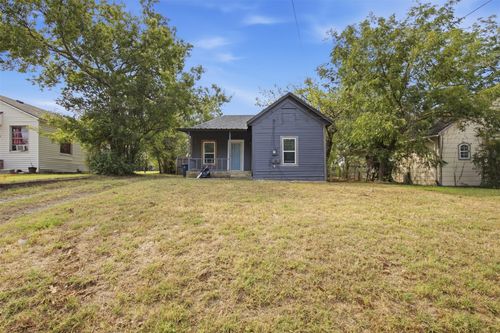 2222 W Bond St, Denison, TX, 75020-1633 | Card Image