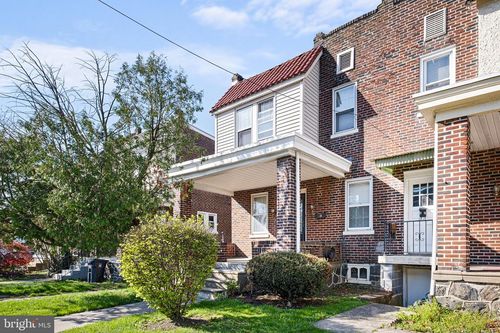 104 W 35th St, WILMINGTON, DE, 19802-2707 | Card Image