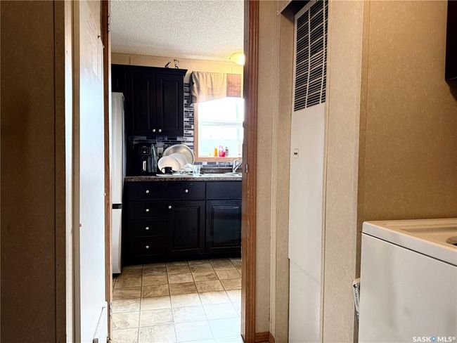 3 - 404 8 Th Ave E, House other with 3 bedrooms, 2 bathrooms and 2 parking in Watrous SK | Image 8