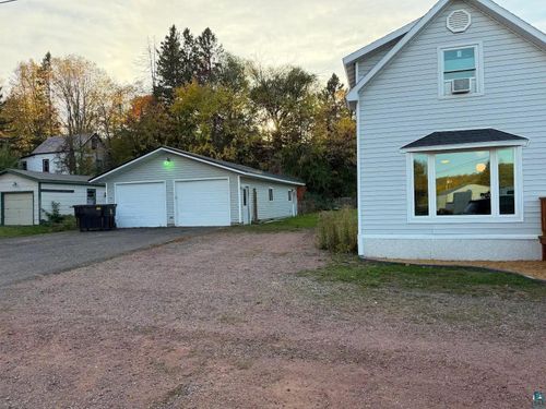 717 Drake St, Mellen, WI, 54546-9327 | Card Image