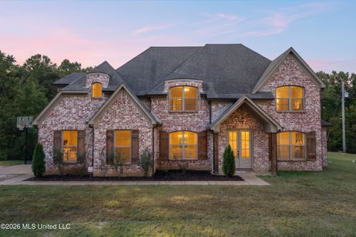 4488 Polk Ln, Olive Branch, MS, 38654-8351 | Card Image