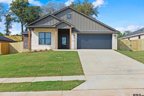 16514 Crossing Cir, Lindale, TX, 75771-1529 | Card Image