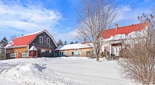 16 Hubbard Road, Canaan, ME, 04924 | Card Image