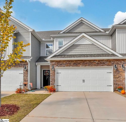 325 Cub Ct, Greenville, SC, 29609-1675 | Card Image