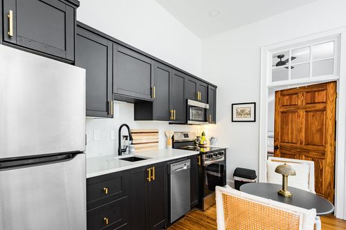 b-41 Pitt Street, Charleston, SC, 29401 | Card Image